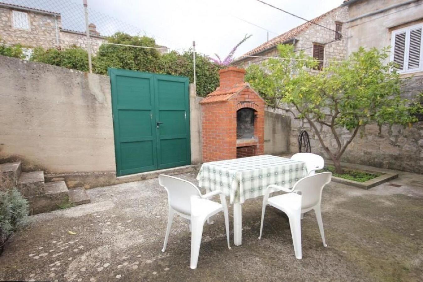 Apartment Tenara Vis Dış mekan fotoğraf