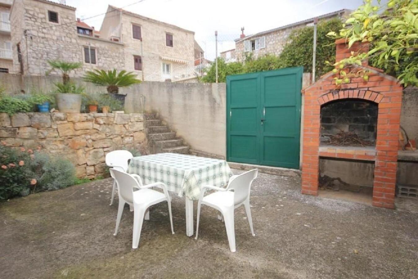 Apartment Tenara Vis Dış mekan fotoğraf